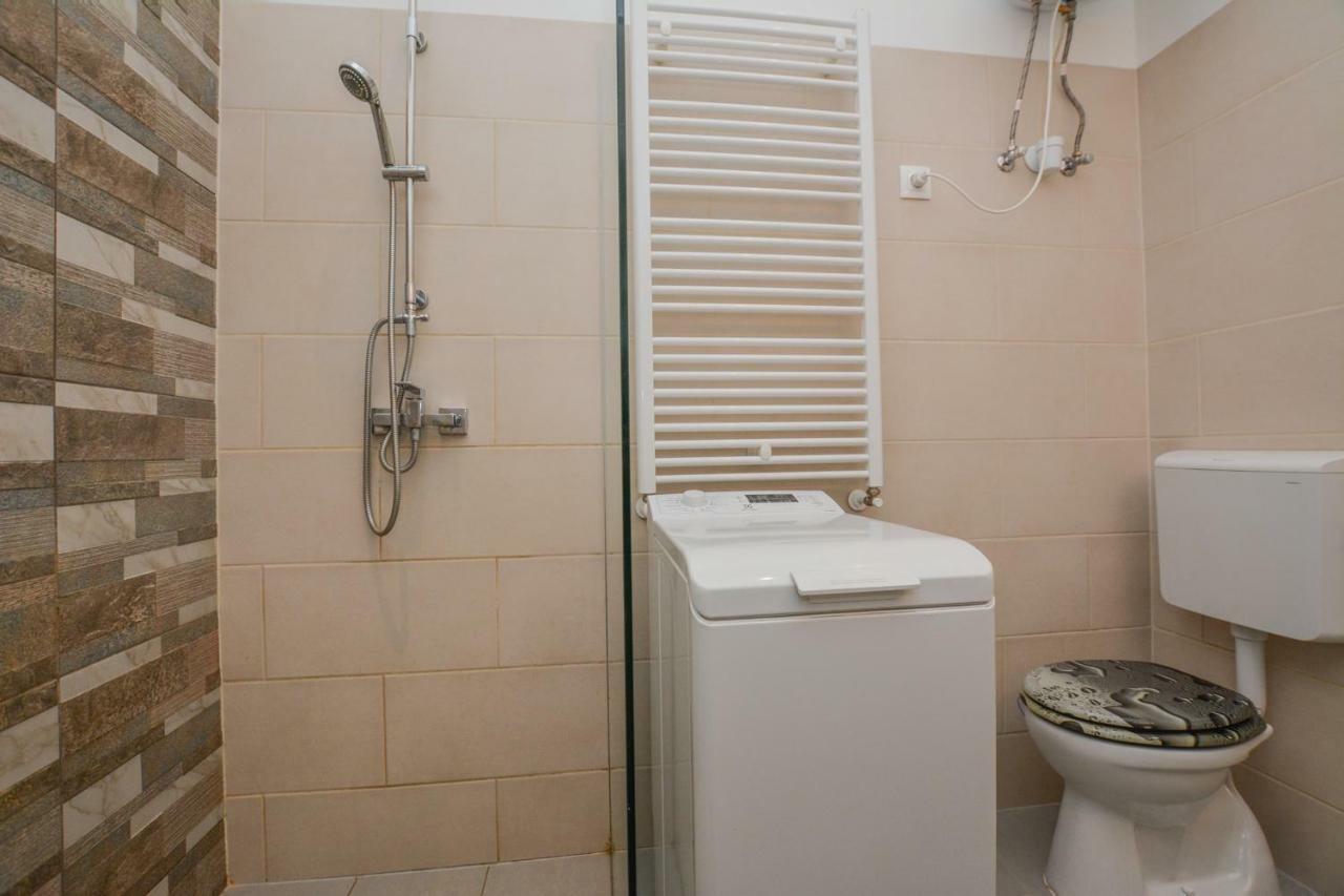 Timeless Apartment With Free Private Parking Budapest Exterior foto