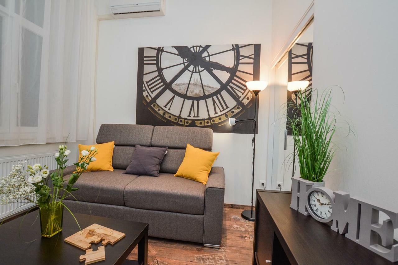 Timeless Apartment With Free Private Parking Budapest Exterior foto